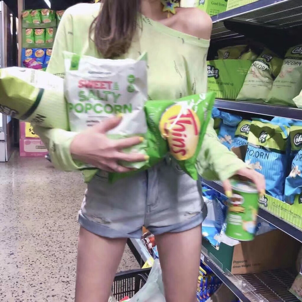 女头 诗梦瑶