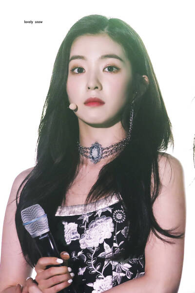 裴珠泫Irene