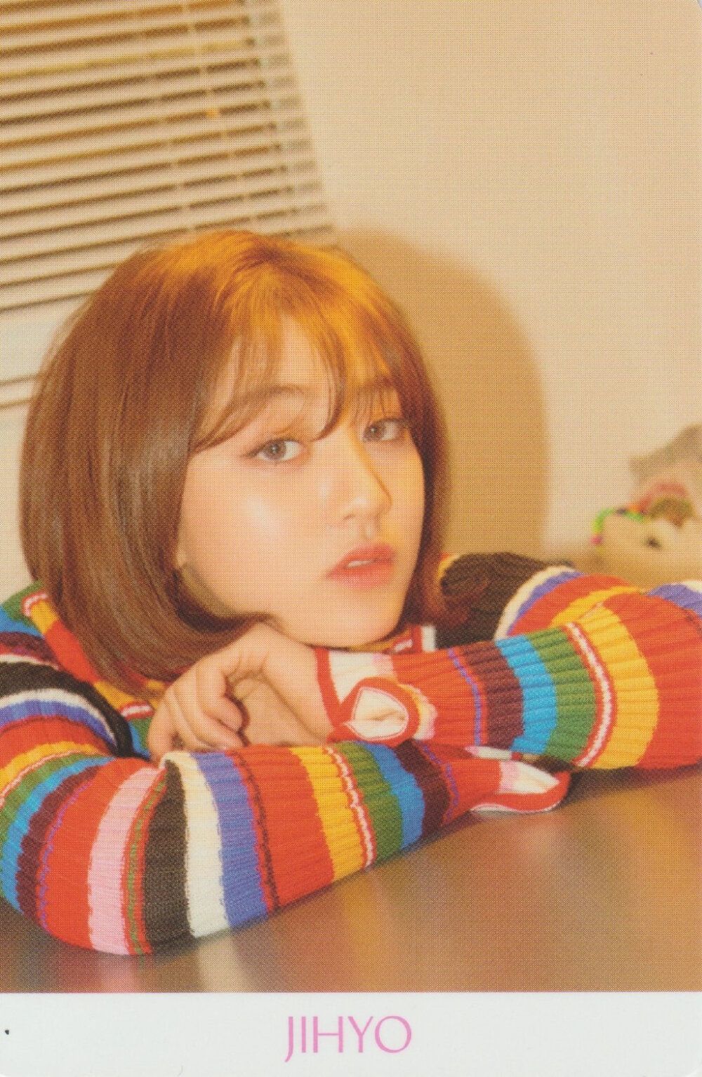 190428 迷你七辑《FANCY》扫图汇总