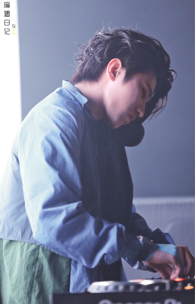 cr:偏遇日记_蔡徐坤
20190526温哥华公演