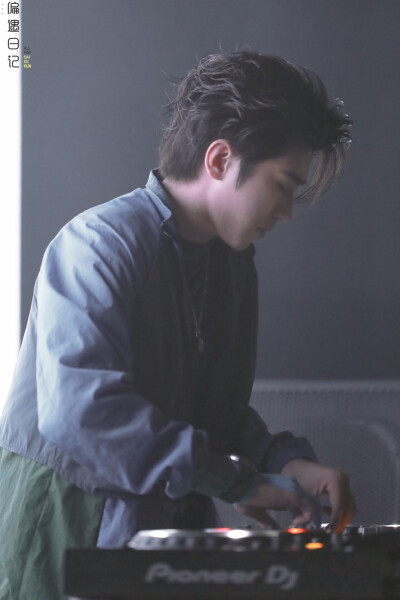 cr:偏遇日记_蔡徐坤
20190526温哥华公演