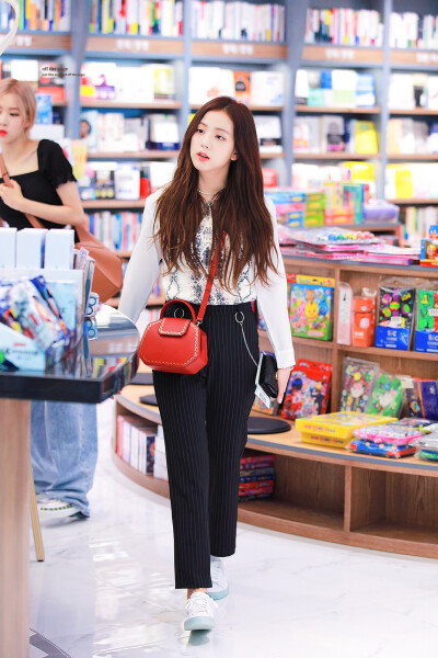 金智秀jisoo 