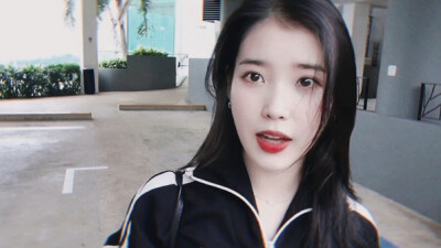 自截自调
#橙光素材·李知恩/IU#
<二转ID：裴玧羡.
【别做盗图狗】
往往针锋相对的人，到头来受伤的也有自己.