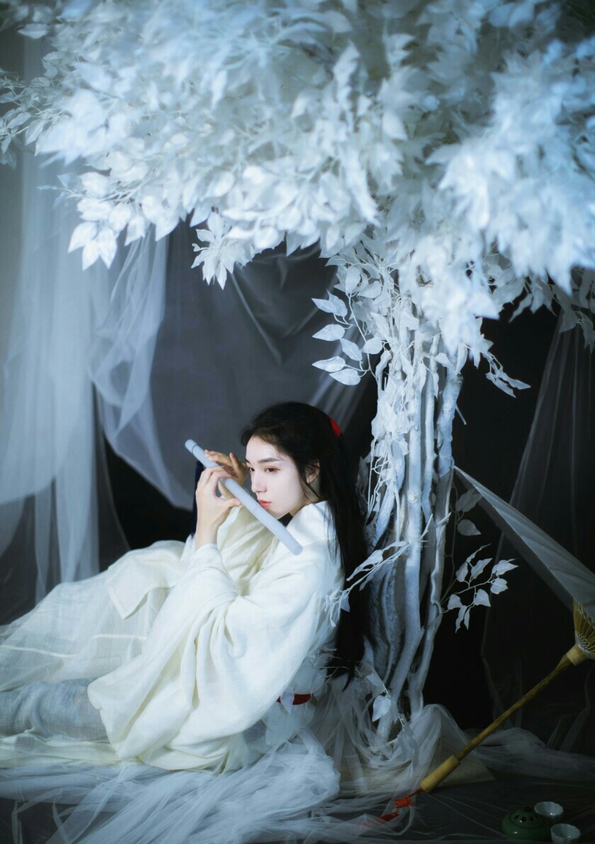 淡辉夕颜,公子如玉,是你执一把青伞,为我许下一世长安)古风汉服真人男