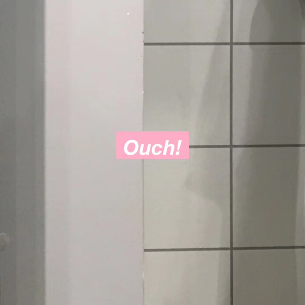 我不羡慕他们生来就在罗马，我只是嫉妒这世界把我丢在沼泽却不给我出去的方法.