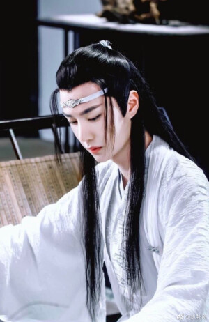 古装美男子  王一博