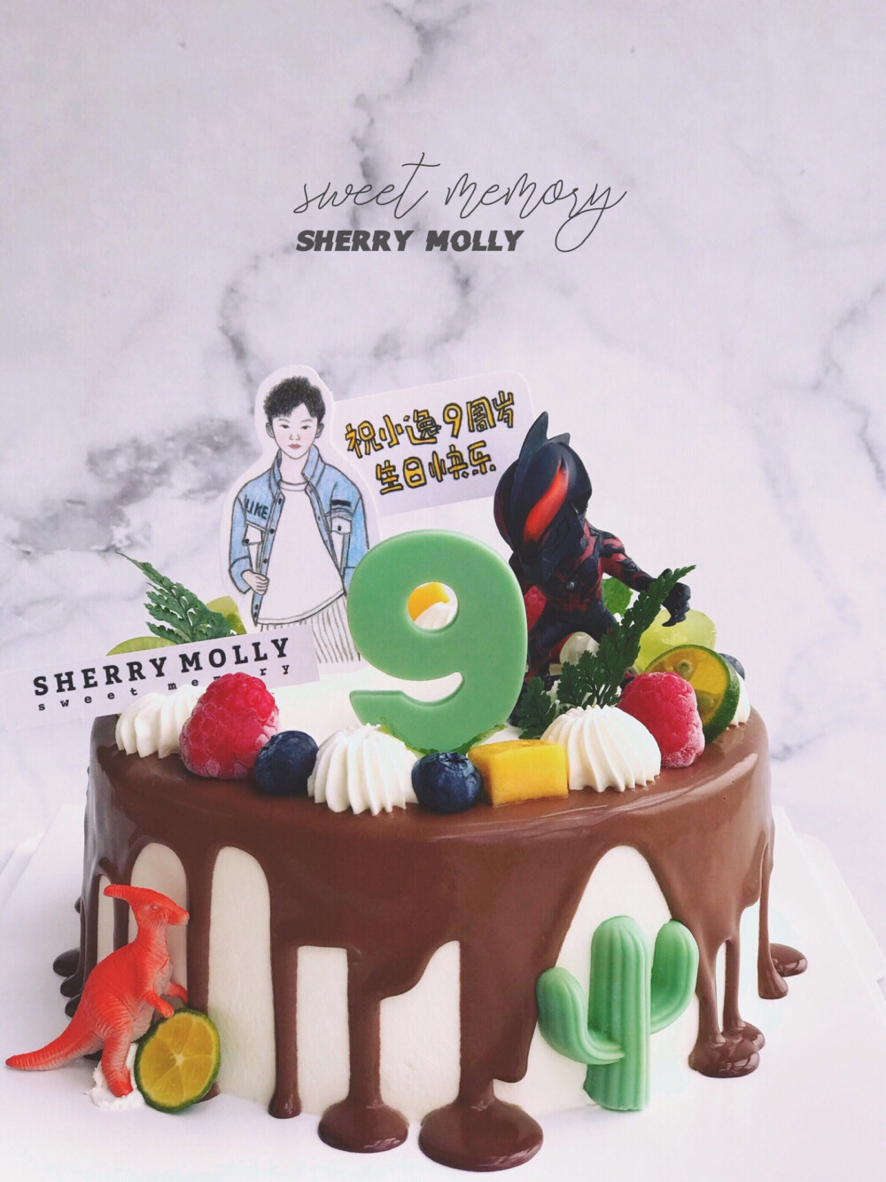 #SHERRY Molly家の下午茶#—『原味cake』给儿子订的9周岁生日cake～想要奥特曼主题哒 配上小男孩儿的插牌呀 整体cake正义感都拉上来了