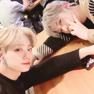 ONEUS 吕焕雄 孙东柱
cr.official_oneus