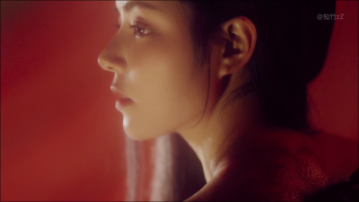 自截自调
#橙光素材#
<二转ID：宋漪
【别做盗图狗.抱图麻烦收藏专辑.不想收藏就别抱】
“从现在开始，
你就是他们所有人的公主，
也是自已披荆斩棘的女英雄。