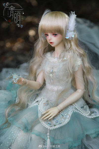 清明时节雨纷纷
美人 SD娃娃 BJD 玩具 人偶 壁纸 萌物 