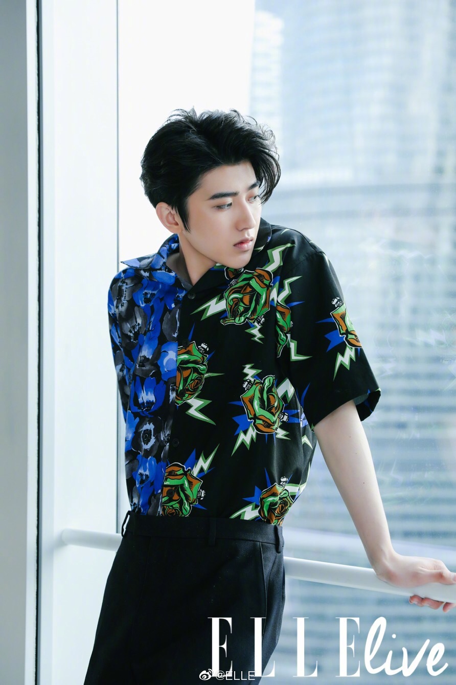 cr: ELLE
20190606上海Prada2020春夏男装时装秀