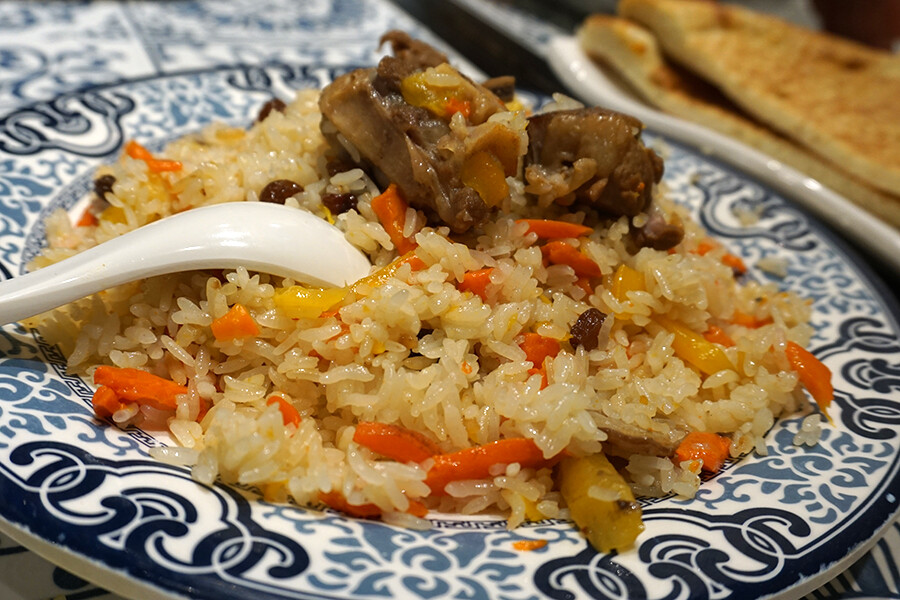 羊肉串
美食 大盘鸡