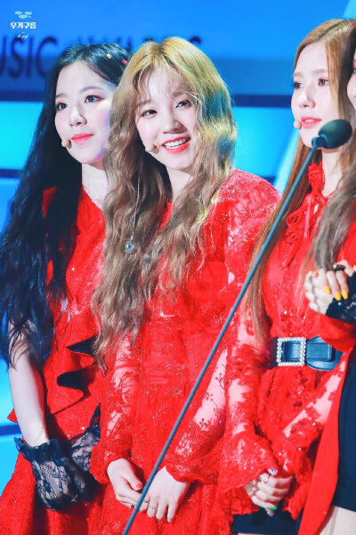 宋雨琦
190424 TMA舞台
©️yuqi_9999