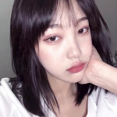 爱是在一次又一次的难过和失望中消磨殆尽的