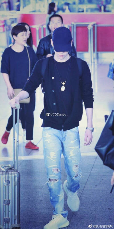 云鹤九宵龙腾四海