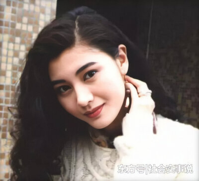 
AI修复的李嘉欣