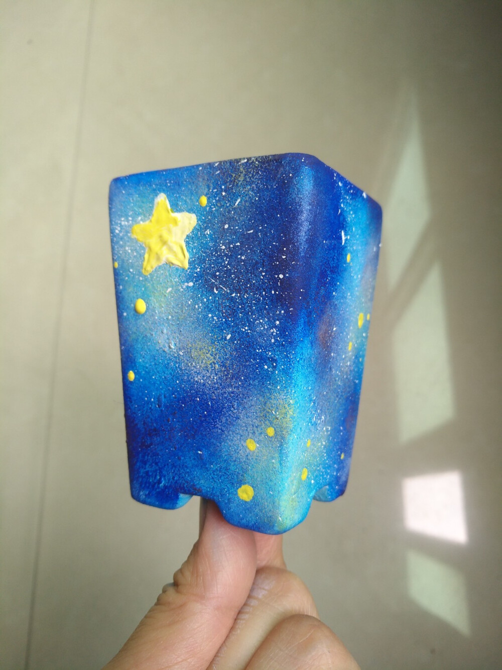 手绘花盆，