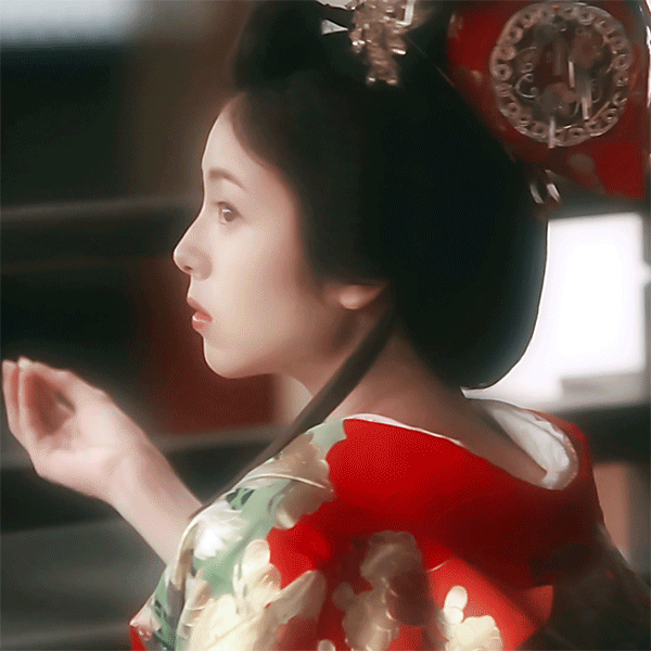 滨边美波 ​ ​​​