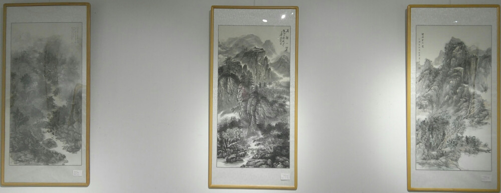 庆新中国七十华诞·采河洛大地风采-墨象栾川山水画展