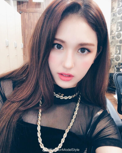 SomiPeaceCeleb Korea Style | Somi insta妆容更新