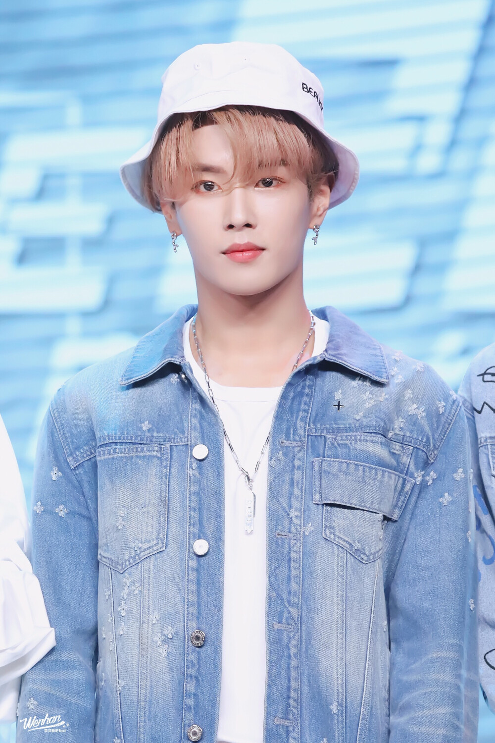 190611&13 #李汶翰追球# #李汶翰正能量偶像# @UNINE_李汶翰 ???cr:logo