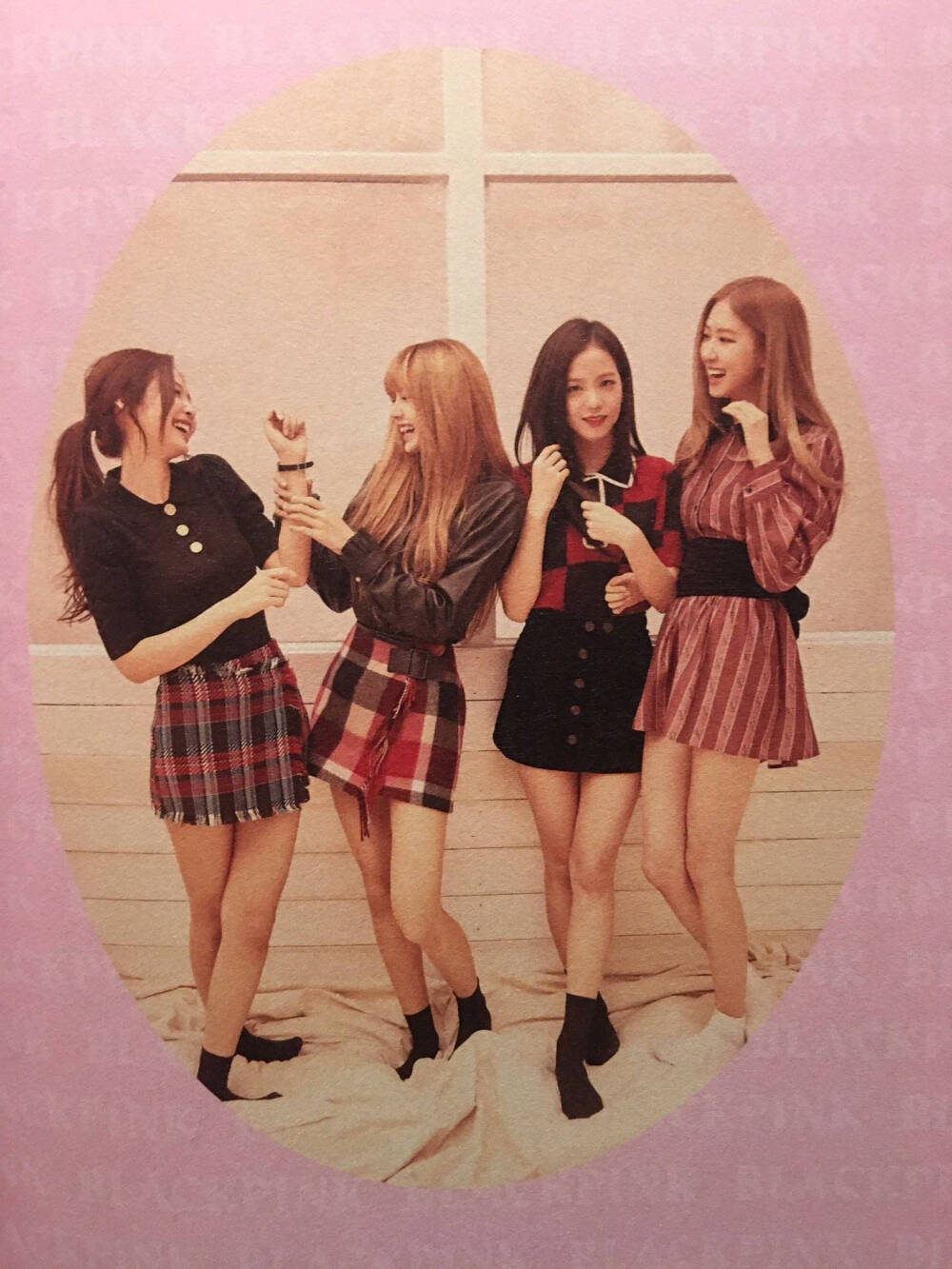 blackpink jisoo 金智秀 jennie 金智妮 rose ROSé 朴彩英 lisa?