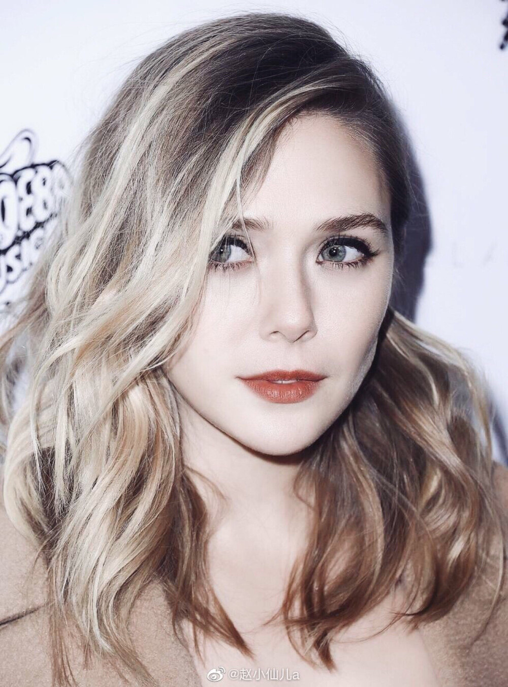 Elizabeth Olsen 奥妹 绯红女巫