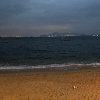 cyx自截图♡朋友圈背景 另类 