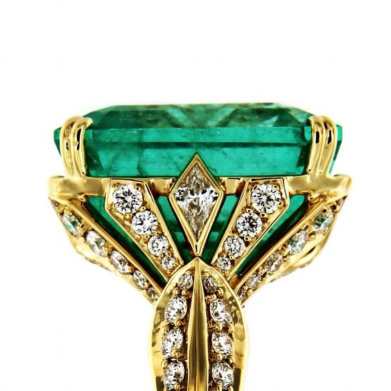 KAT FLORENCE Colombian Emerald and diamond ring