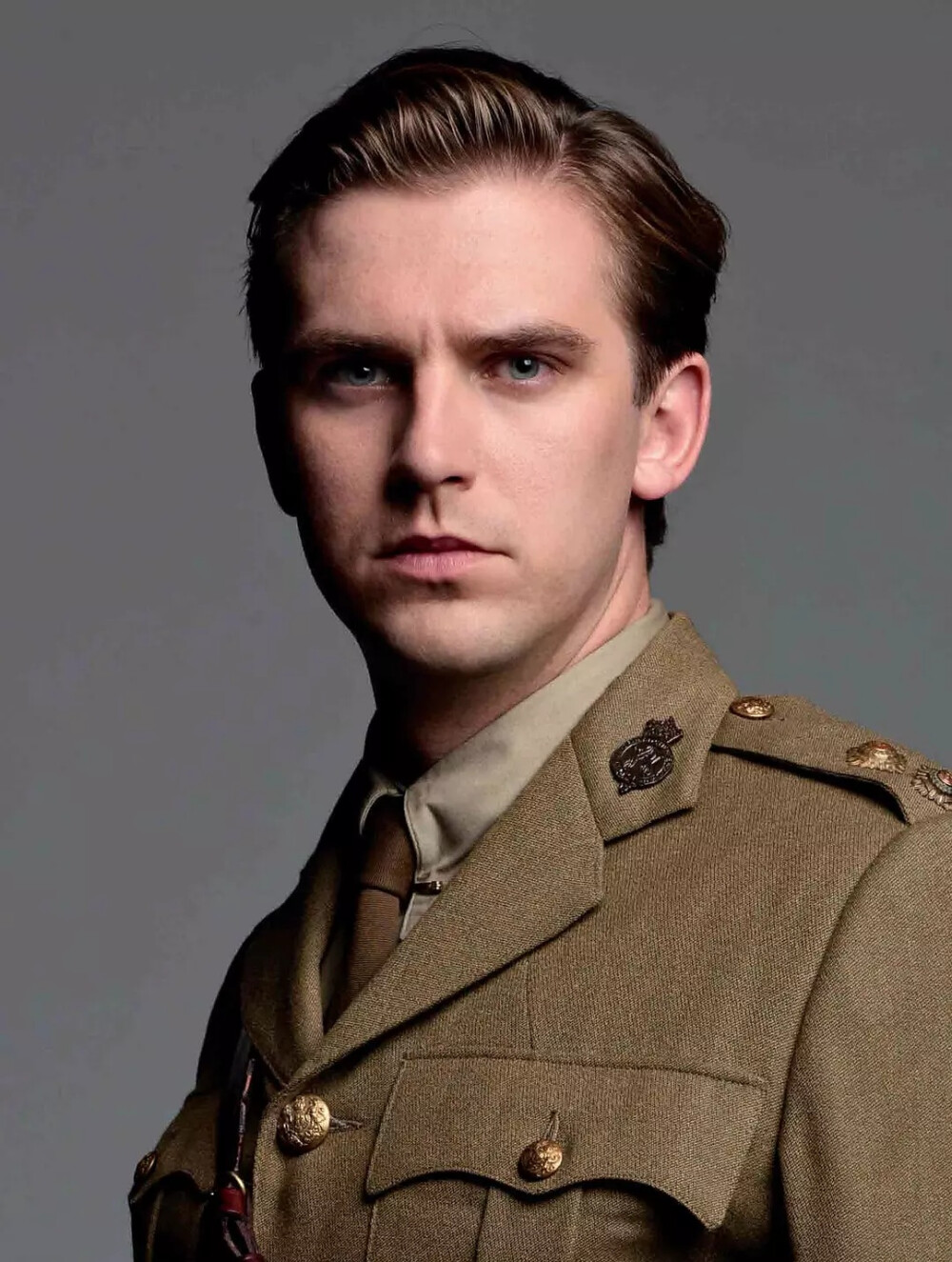 丹·史蒂文斯（Dan Stevens）英国演员，毕业于剑桥大学