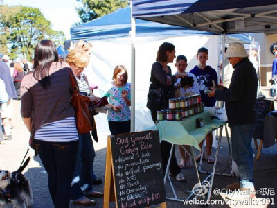 最hot，最天然的食品，尽在Glenorie Growers Market。这里的摊主售卖自家制作的果酱，还有来自蓝山的天然蜂蜜！11月24日8am~1pm吃货们快出动占领据点大扫荡吧。地点：Glenorie RSL Club, 3 Post Office Road,Glenori…