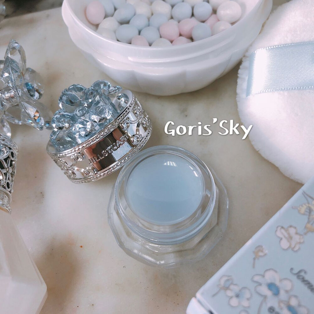 Jill Stuart 「Something Pure Blue」前几年曾经推出过一次的花嫁系列将在2019年推出新的限定蓝蝴蝶Blue Butterfly版本！整个系列的产品都采用了透明冰蓝配色~蓝色唇蜜简直太美啦~~~~（破音！今年颜值逆天的品牌好多喔，note酱表示钱包已经保不住辽