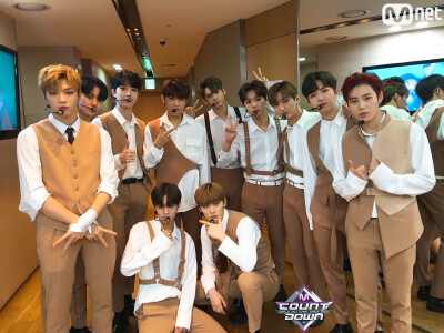 wannaone/