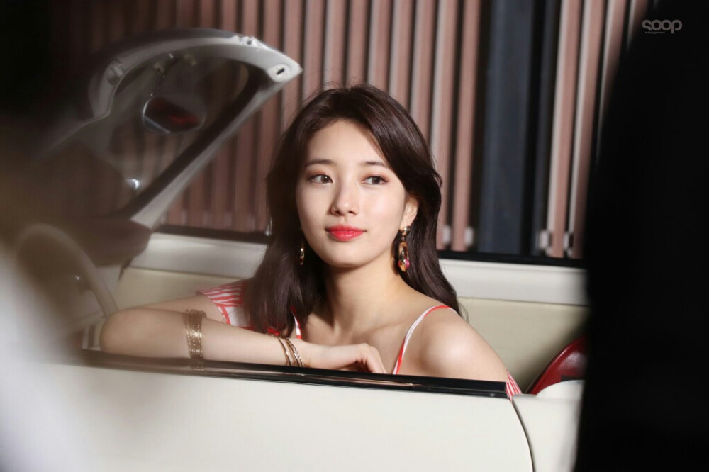 裴秀智Suzy