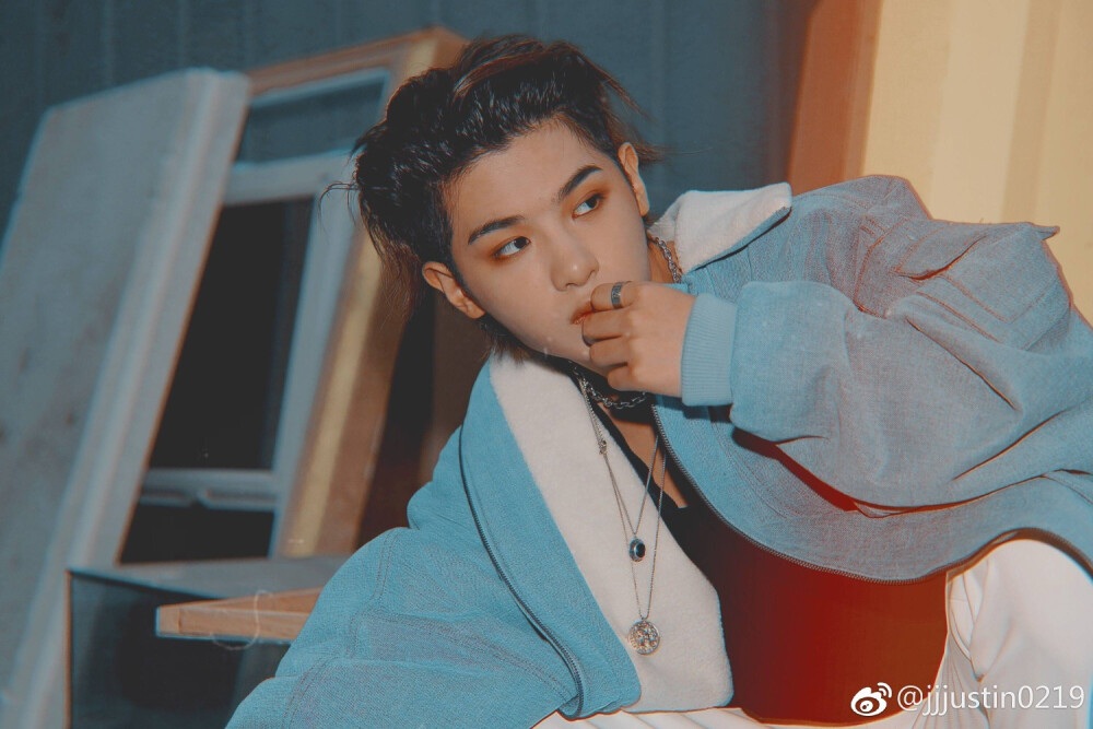 黄明昊