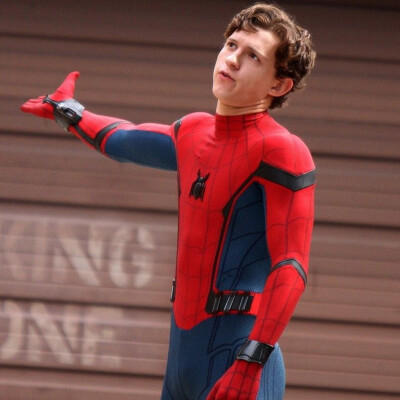 荷兰弟Tom Holland