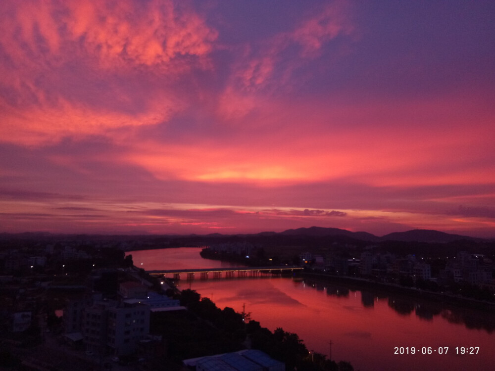 是夕阳鸭！