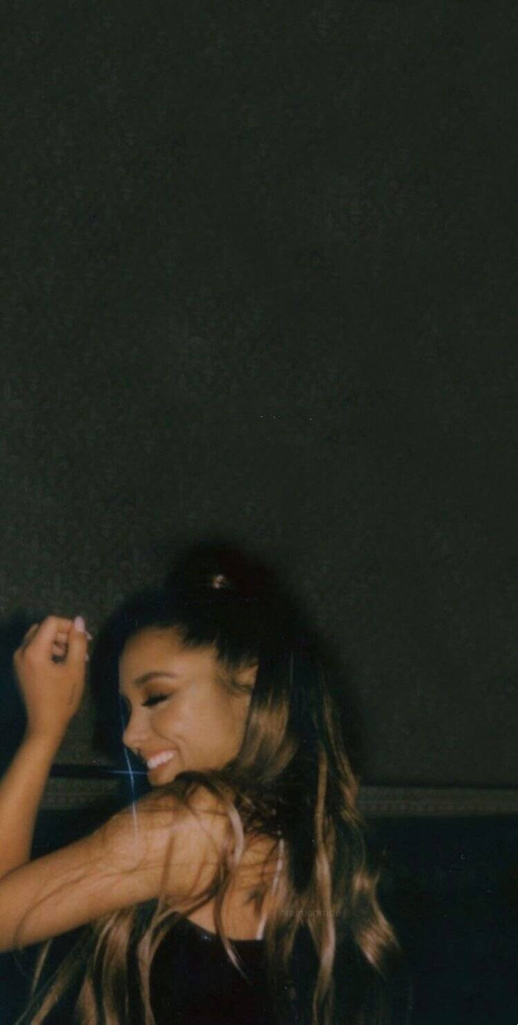 Ariana Grande A妹 壁纸