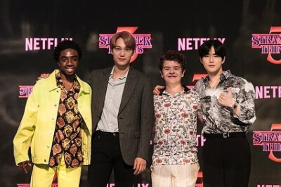 190623 俊勉ins更新一则
【It was so nice to meet you Caleb & Gaten. Let's hang out together again. #StrangerThings 】