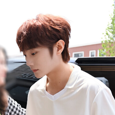 欢 迎 来 到 1115号星球.