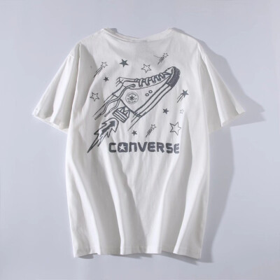 Converse/匡威 1970s情侣短袖T恤 今年超火1970s高帮3M反光背后印花 胸口匡威经典星箭。21支双股纯棉面料，贴身舒适透气，宽松版型，超级百搭 130
尺码:M—XL 颜色:黑，白
M 肩宽55 胸围120 衣长70
L 肩宽…