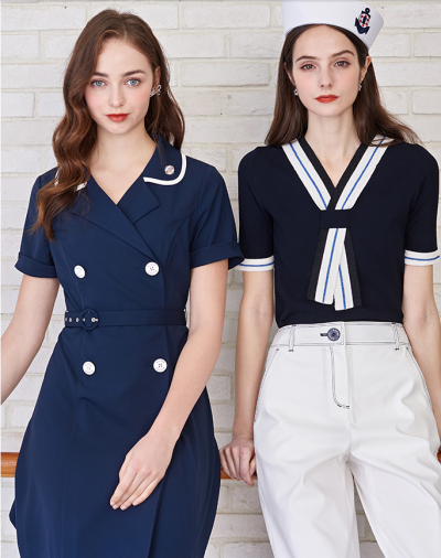 我想灵魂的密度应该比水重些。所以它会沉没在水底，仿佛一颗圆润的石砾。那么只有投进糖或盐，水的密度改变，才可能让原本池底的东西渐渐浮出。
糖或盐——
甜美的或是苦涩的，让灵魂浮出水面