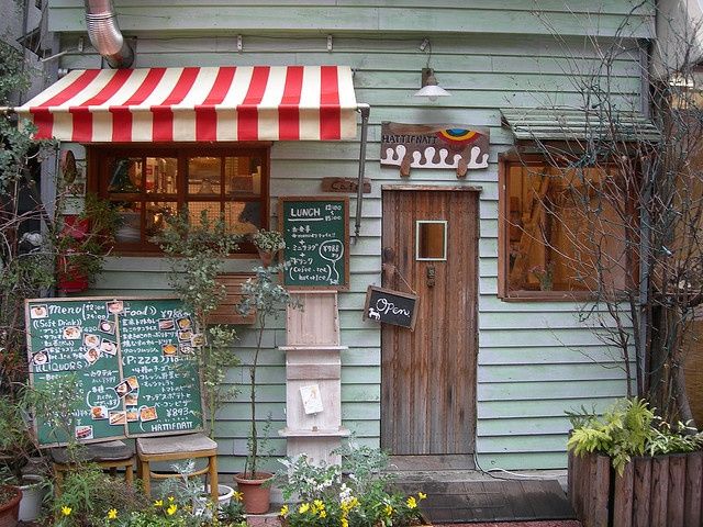 钢笔淡彩 水彩 素材
街道 小店