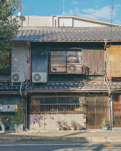 钢笔淡彩 水彩 素材
街道 小店