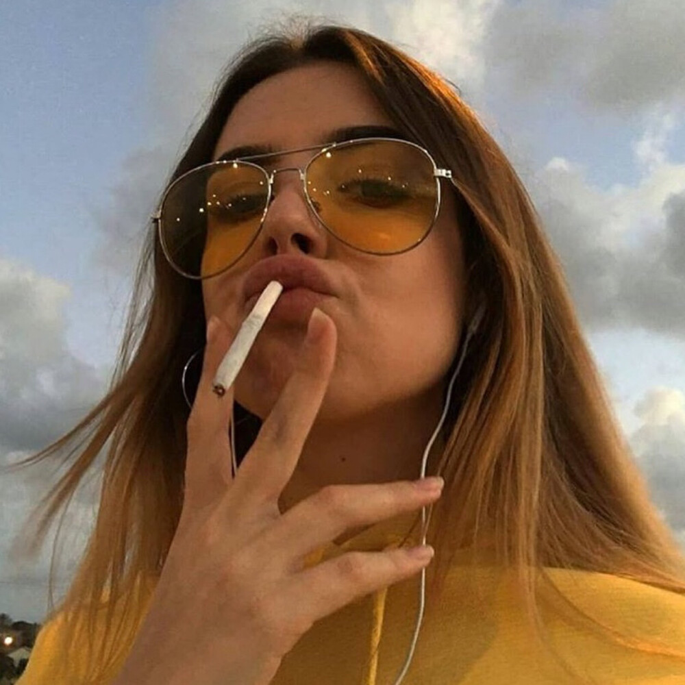 欧美头像女/【均ins自截】/【禁盗图！！！】
BY：LeeSiuTung