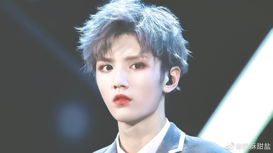  ONER 灵超
偶练决赛图，这孩子太好看了。