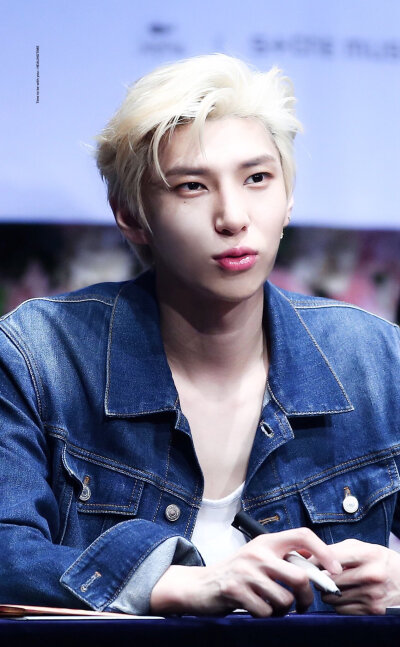 vixx 郑泽运 leo