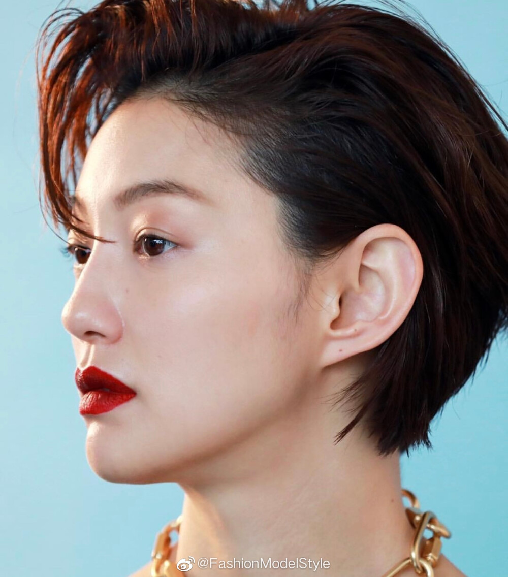 金材昱李艾儿#korea style | 李艾儿 鬼神里的三神奶奶当时剪短发我