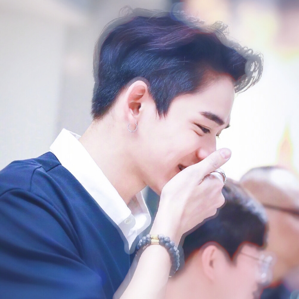 黄旭熙头像
二传标明白祁