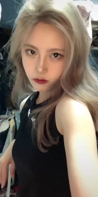 kiki.
